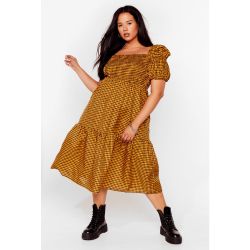 Womens Grande Taille - Dressing Gown Midi Effet Étagé À Carreaux Vichy Et Manches Bouffantes - Nasty Gal - Modalova