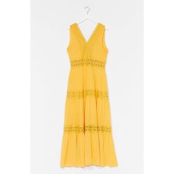 Womens Dressing Gown Longue Effet Étagé Avec Empiècements En Dentelle Coup De Foudre Acci-Dentelle - Nasty Gal - Modalova