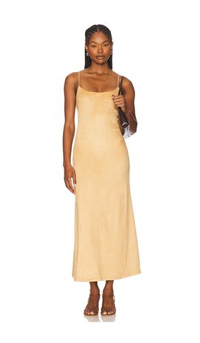 ROBE IMITATION DAIM NADIRA en . Taille 10. Also en 2, 4, 6, 8 - Bardot - Modalova