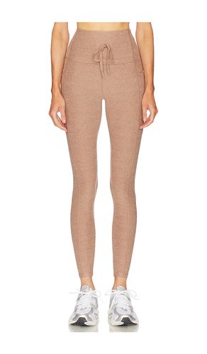 LEGGINGS MIDI SPACEDYE en . Taille L. Also en M, S, XL, XS, XXL - Beyond Yoga - Modalova