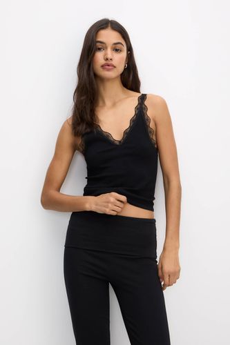 Top À Bretelles Seamless Avec Dentelle - Pull&Bear - Modalova