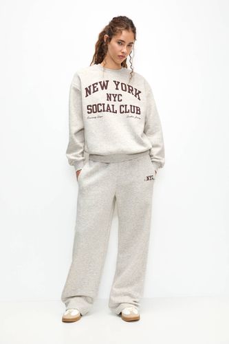 Pantalon De Survêtement Universitaire - Pull&Bear - Modalova