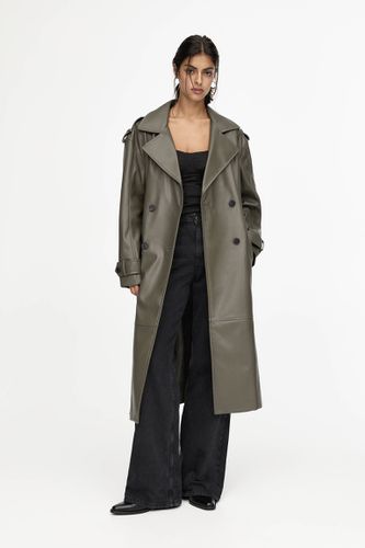 Trench En Similicuir Avec Ceinture - Pull&Bear - Modalova