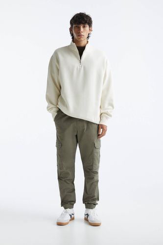 Pantalon Jogger Cargo - Pull&Bear - Modalova