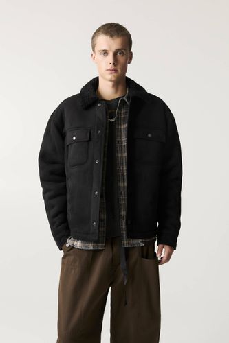 Veste En Suédine À Col En Mouton Synthétique - Pull&Bear - Modalova