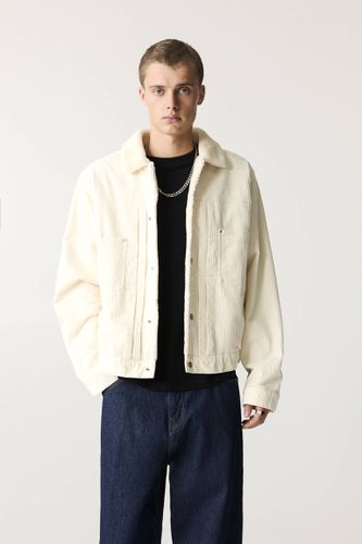 Veste Velours Côtelé Mouton Synthétique - Pull&Bear - Modalova