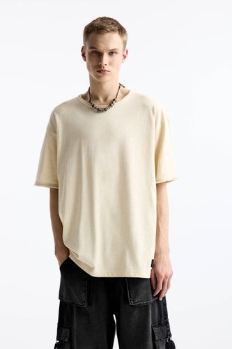 T-Shirt Manches Courtes Étiquette - Pull&Bear - Modalova