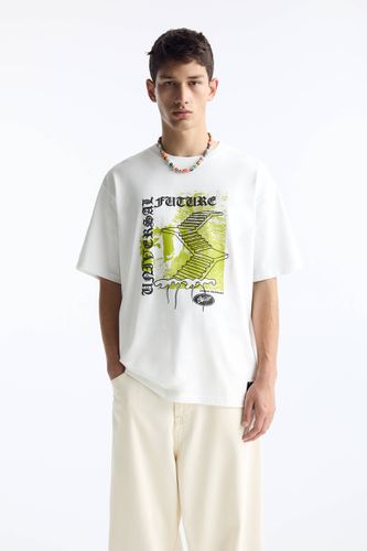 T-Shirt Stwd Escalier Fluo - Pull&Bear - Modalova