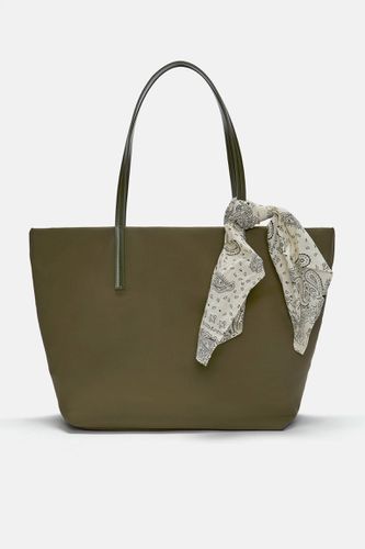 Sac Cabas En Nylon Avec Foulard - Pull&Bear - Modalova