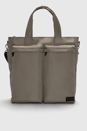 Sac Cabas Avec Poches En Nylon - Pull&Bear - Modalova