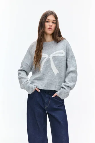 Pull En Maille À Imprimé Nœud - Pull&Bear - Modalova