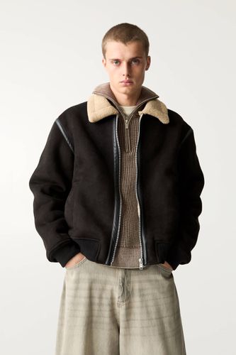 Veste En Suédine Avec Intérieur En Mouton Synthétique - Pull&Bear - Modalova