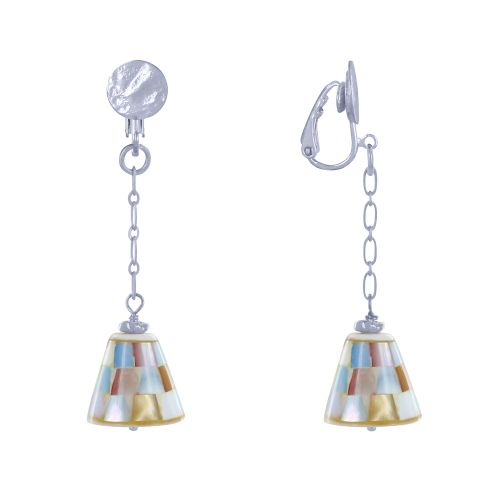 Boucles d'Oreilles Clips Laiton Chainette et Cône en Nacre Facettée - LES POULETTES BIJOUX - Modalova