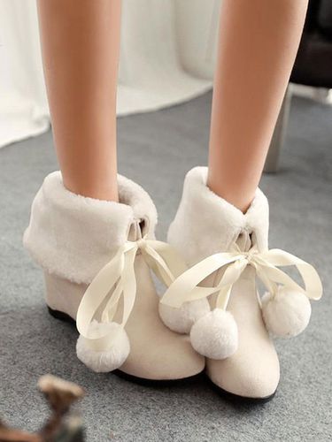 Sweet Lolita Boots - Chaussures de lolita en daim velues et pompons Dguisements Halloween - Milanoo - Modalova