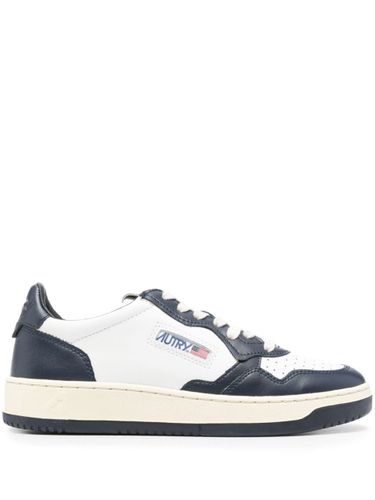 AUTRY Medalist Low Leather Sneakers - AUTRY - Modalova