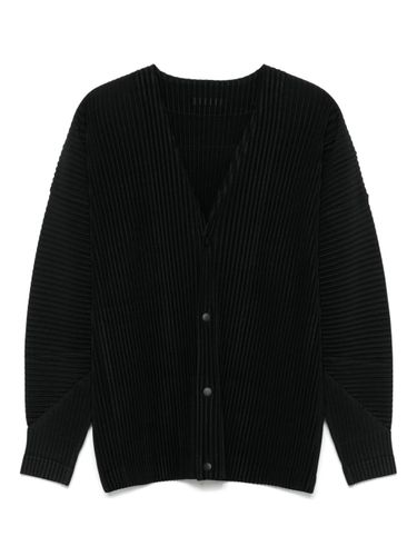 V-Necked Pleated T-Shirt - HOMME PLISSE' ISSEY MIYAKE - Modalova