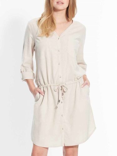 Robe boutonnée, poitrine standard - Daxon.fr - Modalova
