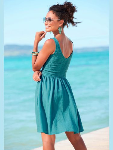 Robe d'été haut smocké avec encolure en v - Beachtime - Modalova