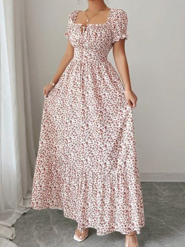 Robe de vacances maxi fleurie à col carré manches bouffantes et nœud sur le devant taille smockée et volants étagés - milanoo.com - Modalova