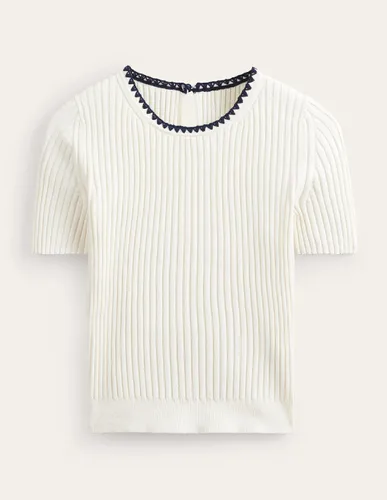 T-shirt en maille à détails crochetés - Boden - Modalova