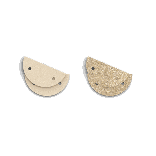 Cuir - Boucles d'oreilles, Crème / Or Paillettes - Les Georgettes - Modalova