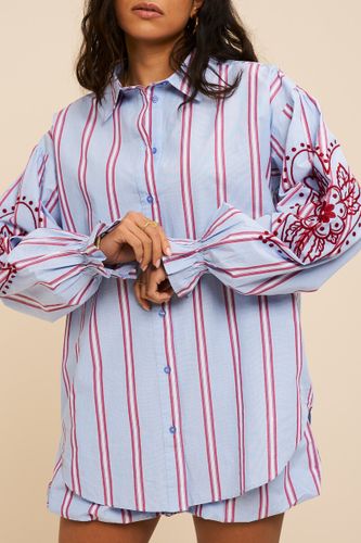 Chemise à rayures et broderies | - My jewellery - Modalova