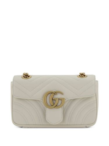 Mini sac porté épaule à motif GG Marmont - Gucci - Modalova