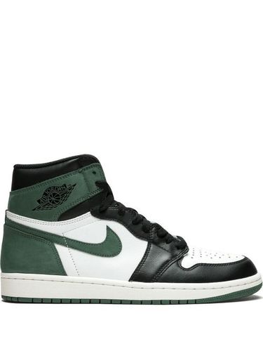 Baskets montantes Air 1 Retro High OG clay green - Jordan - Modalova