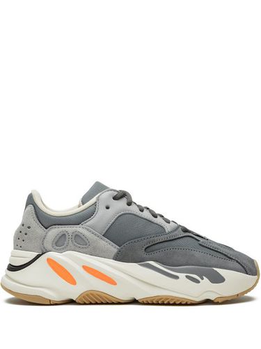 Baskets Yeezy Boost 700 "Magnet" - adidas Yeezy - Modalova