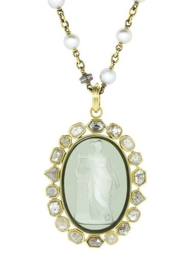 Pendentif Venetian Glass Cameo en 18ct à diamants - Sylva & Cie - Modalova