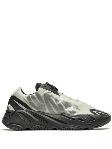 Baskets Yeezy Boost 700 MNVN Bone - adidas Yeezy - Modalova