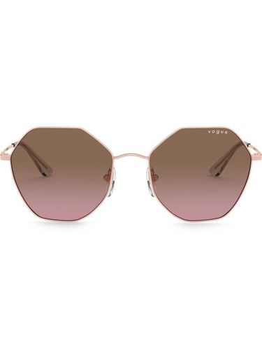 Lunettes de soleil à monture hexagonale - Vogue Eyewear - Modalova