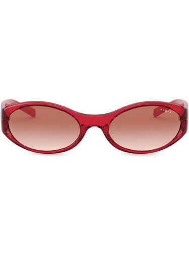 Lunettes de soleil Millie Bobby Brown x - Vogue Eyewear - Modalova