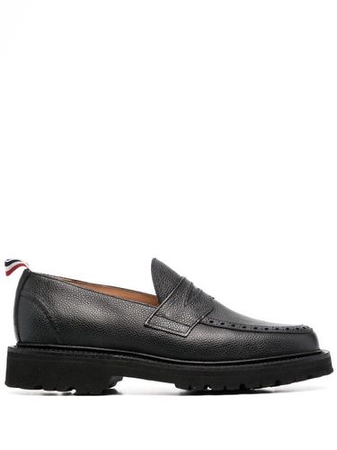 Mocassins en cuir grainé - Thom Browne - Modalova