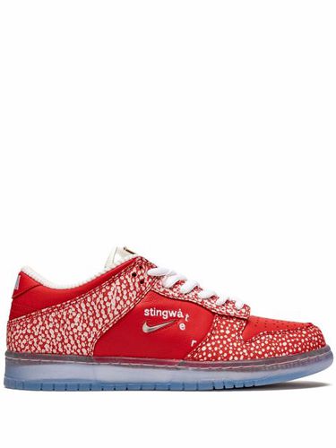 X Stingwater baskets Magic Mushroom SB Dunk - Nike - Modalova