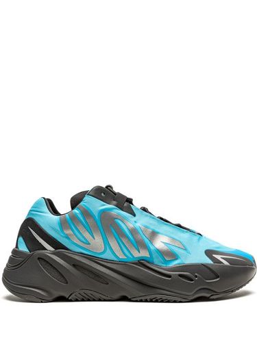 Baskets YEEZY 700 MNVN 'Bright Cyan' - adidas Yeezy - Modalova