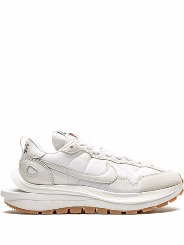 X Sacai baskets VaporWafflew - Nike - Modalova