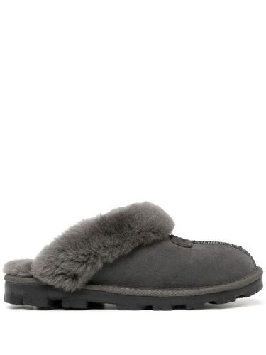 Chaussons Coquette bordés de fourrure - UGG - Modalova