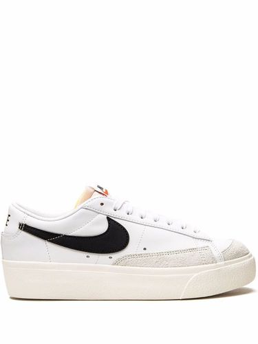 Baskets Blazer Platform 'White/Black' - Nike - Modalova