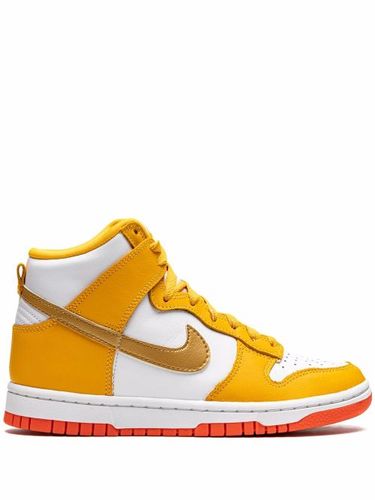 Baskets montantes Dunk 'University Gold' - Nike - Modalova