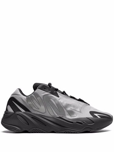 Baskets YEEZY 700 MNVN 'Métallic' - adidas Yeezy - Modalova