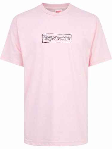 X KAWS t-shirt Chalk Logo - Supreme - Modalova