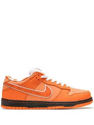 Baskets SB Dunk Low "Concepts Lobster Special Box" - Nike - Modalova