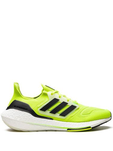 Chaussures Adidas Jaune pour Homme Modalova