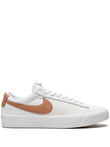 Nike baskets SB Blazer GT - Blanc - Nike - Modalova