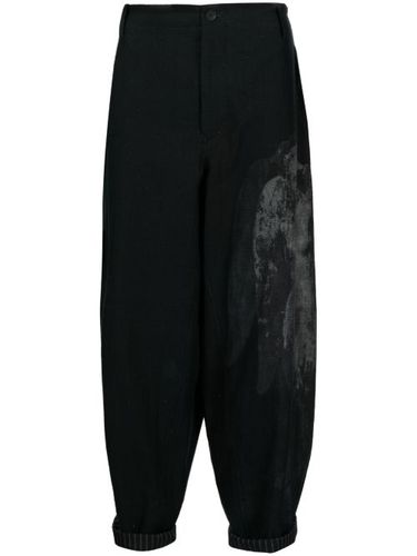 Pantalon sarouel à imprimé graphique - Yohji Yamamoto - Modalova
