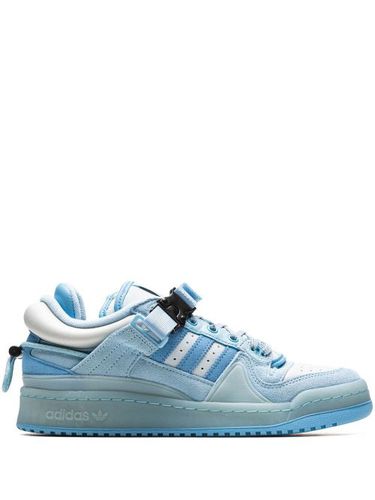 Baskets Forum Buckle Low - adidas - Modalova