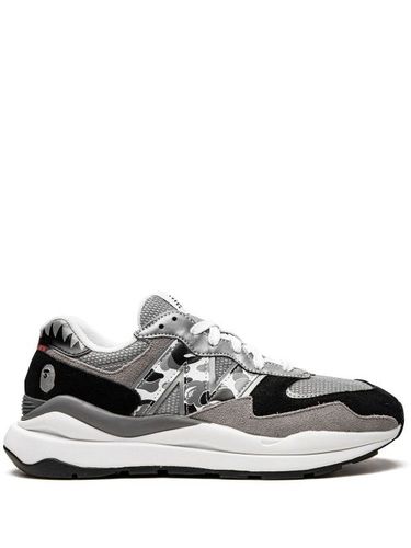 X Bape baskets 57/40 - New Balance - Modalova