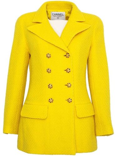 Veste en fil bouclé à boutonnière croisée (1996-1997) - CHANEL Pre-Owned - Modalova