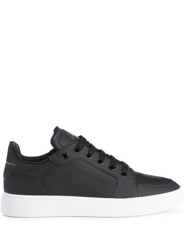 Baskets à détails de perforations - Giuseppe Zanotti - Modalova
